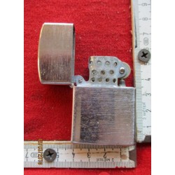 Sturmfeuerzeug altes Benzin Feuerzeug Raucher Utensilien ähnlich