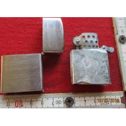 Sturmfeuerzeug altes Benzin Feuerzeug Raucher Utensilien ähnlich